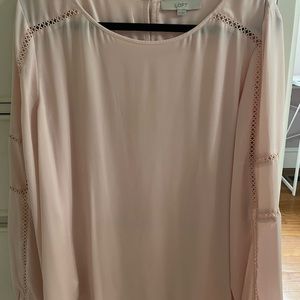 Soft pink blouse in great condition
